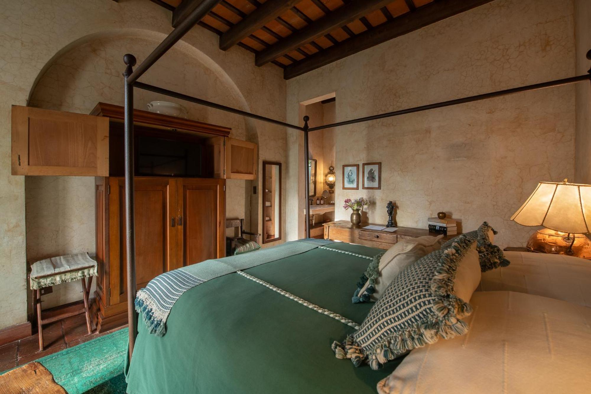 Posada Del Angel Antigua Room photo