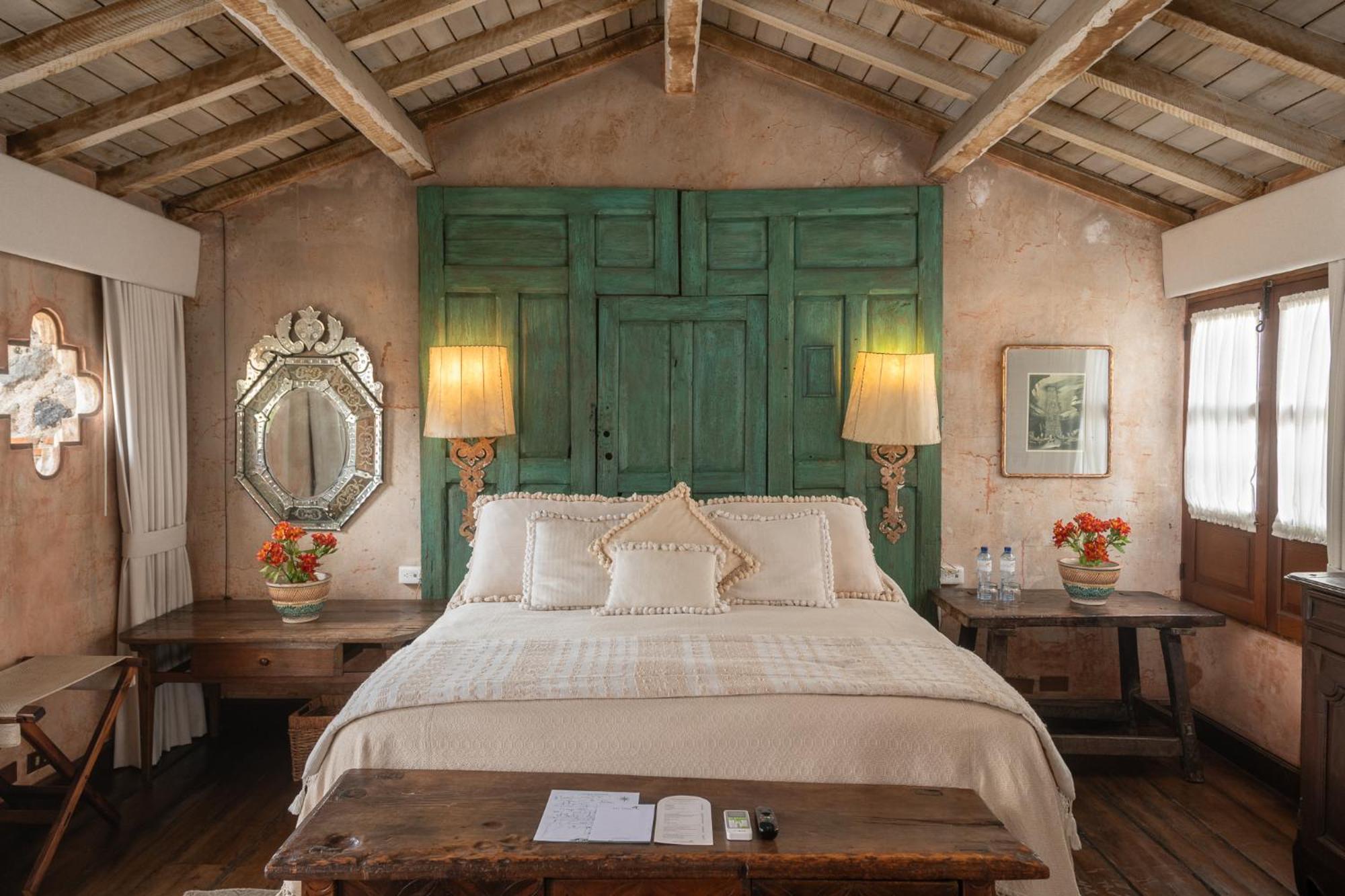 Posada Del Angel Antigua Room photo